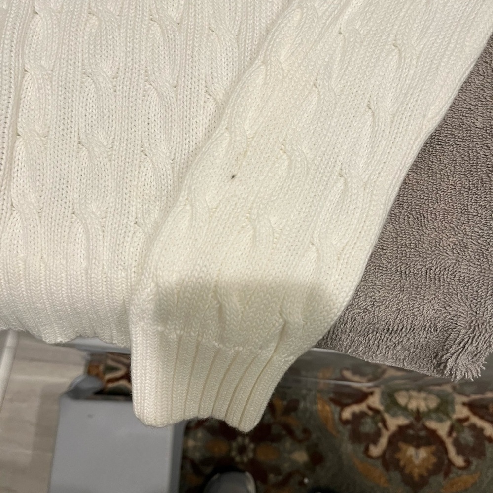 Ralph Lauren V-Neck Sweater in White - Picture 10 of 11